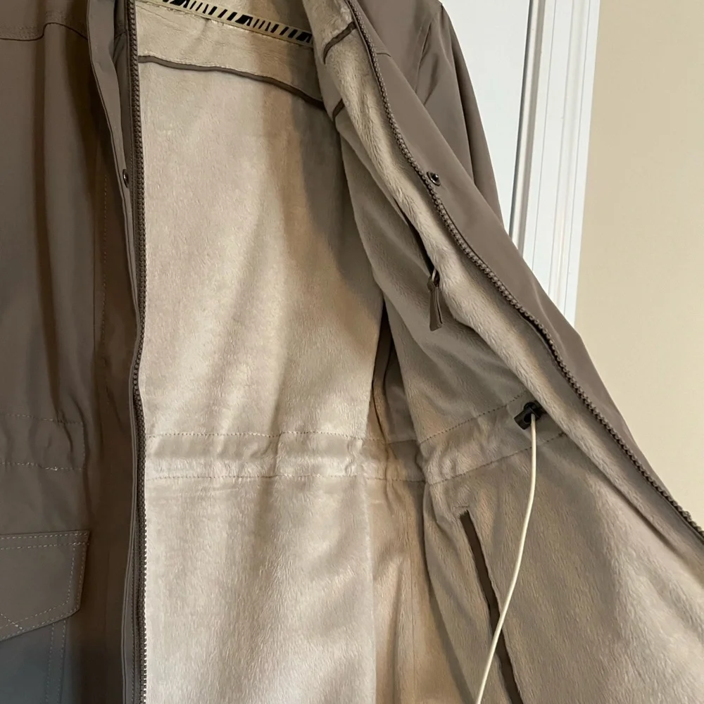 NWOT Natural Reflections Jacket. Very soft lining. - Picture 5 of 7
